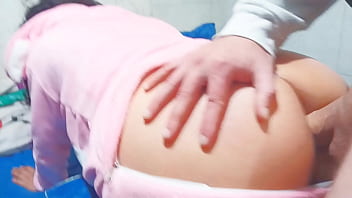 Preview 3 of Pata De Camello En Calzas - Sexo Amateur - Mi madrastra no sabe que la grabo cuando est&aacute_ en cuatro