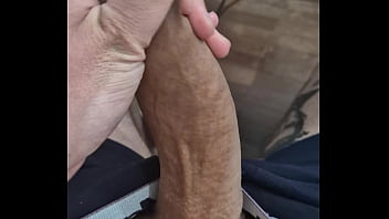 Preview 4 of Djdhuqawd - VOCE ACHA O MEU PENIS GRANDE? BATENDO UMA PUNHETA GOSTOSA