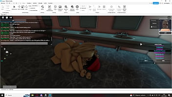Preview 2 of Red Girl Japan - putita es pre&ntilde_ada en roblox por futa