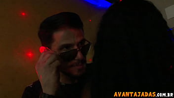Preview 1 of Bogusbros - Travesti fez sexo no banheiro com namorado da amiga
