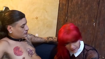Preview 1 of Orgasm Farm Femail - Show de sexo en vivo con latigazos