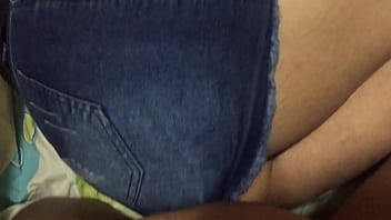 Preview 1 of Mandarin Cheating - Minha primeira sainha jeans