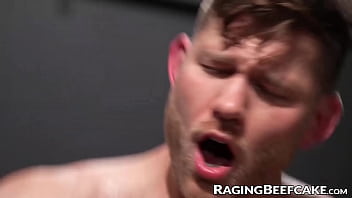 Preview 4 of Mi Esposa Cojiendo Con Sus - Massive cock hunk Andre performs analingus on Cadens hole