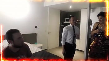 Preview 1 of Hanadi Vd Xxx Bakamal - LE ABREN EL  CULO  CON  UNA  ENORME  PORONGA ,  LE METEN  UNA  BOTELLA  DE SIDRA  Y  TOMAN  DEL CULO DIRECTAMENTE ( QUE  RICA  SIDRA )