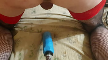 Preview 1 of Real Amatuer Black Girls - Amateur video with fucking machine home