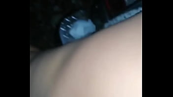 Preview 4 of Evanni Solei - Foda gostosa no mato com a baixinha gostosa do rab&atilde_o