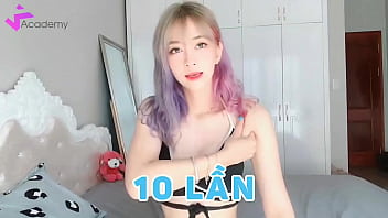 Preview 2 of Desi Khet Me Xxx Bideo - Hot girl 1995 dậy massage ngực lộ n&uacute_m Link instagram https://ouo.io/3oNZN2q