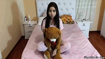 Preview 1 of Sex Melayu Girl Vs Negro - Mami No Porfavor No Me dejes Sola con mi Cuidador Porfavor - Chica Vestida de Rosa le Tiene miedo a su cuando esta sola en casa