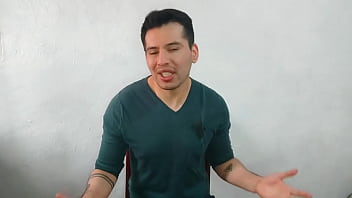 Preview 2 of Burra Y Burro Follando Zoofilia - Meseros heterosexuales del trabajo cogen por primera vez a pelo ! 21cm de vergas lecheras. culo virgen . Relato sexual