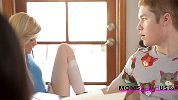 Preview 2 of Dese Sex Mobi - Stepmom makes study session fun again