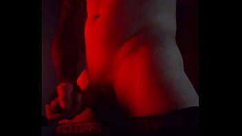 Preview 3 of Imra Sex - Striptease en rojo y me vengo