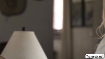 Preview 3 of Small Gils Brutel Sex - Curvy Tbabe rides Pierce Paris big cock on couch