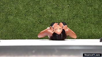 Preview 1 of Buzzar Vidios - Big tits ebony deepthroats and fucks bbc