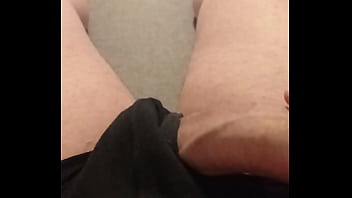 Preview 4 of Bonda Xxx Japanes - Jeune 21 ans se branle sur son canap&eacute_