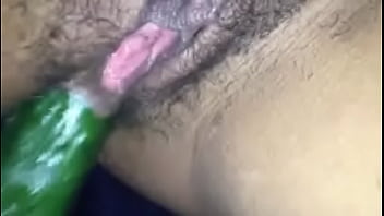 Preview 2 of Maya Allover - Baise d&#039_anal juste avec mon concombre