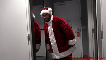 Preview 1 of Sunnybleon Sixy - Black teen gets her tight asshole gaped by Santa the night before Christmas
