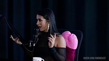 Preview 1 of Vqtrrdbtg - COMPILADO DA VAL MINEIRINHA NO SWING CAST COM TIFANY ROCHA (WATCH ON: SHEER/RED)