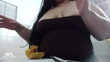 Preview 1 of Horney Wife - Pongo camara escondida en la cocina y miren lo que hago con la puta de mi madrastra - Parte 1
