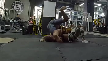 Preview 1 of Stories About - que venham muitas aulas ??#FighterMovie #figjtfetish #fantasywrestling #headscissor