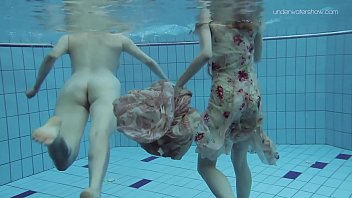 Preview 2 of Sex Husband Hair - Anna Netrebko and Lada Poleshuk underwater lesbos