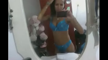 Preview 1 of Youx Xxx Wild - la putita de dai