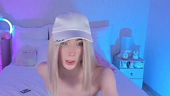 Preview 3 of Pornpornstars - Be gentle and soft to others because your hard side belongs to only me. ️