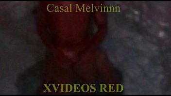Preview 2 of Mother Son Sex In Hotal - Minha esposa namorando o comedor na banheira e ganhando dedo no cu.
