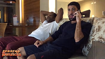 Preview 1 of Xxx Prennet - INTERPRETE SAFADA TREPOU COM NEGAO AMERICANO E UM BRASILEIRO JUNTOS ( Clarkes Boutaine)