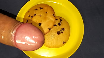 Preview 1 of Intip Melayu Mandi Seks - Creamy Cummy muffin tops are delicious covered in cum.
