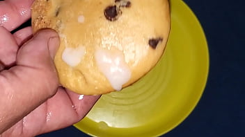 Preview 4 of Intip Melayu Mandi Seks - Creamy Cummy muffin tops are delicious covered in cum.