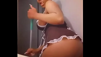 Preview 4 of Enema Amateur Girlfriend - NOVINHA FUNK