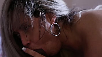 Preview 4 of Thai Wuttisak Clinic - Loira troca de marido quando &eacute_ pega no flagra- Evy Kerhlyn