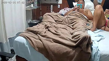 Preview 1 of Indian Daxy - Minha cunhada Paty Bumbum de calcinha vermelha fumando