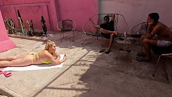 Preview 1 of Sfm Gifs - Our Paraguayan friend is a total slut and she asks my friend and I to penetrate her delicious vagina at the same time