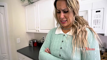 Preview 2 of Vixen Kinkcafe - Who Will Give Me More Love? Stepmom Or Girlfriend?