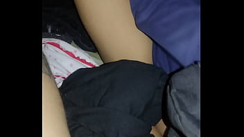 Preview 1 of Anime Sex Lesbian Squirt - Amiga de la universidad viene de visita
