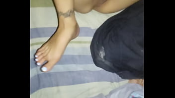 Preview 4 of Anime Sex Lesbian Squirt - Amiga de la universidad viene de visita