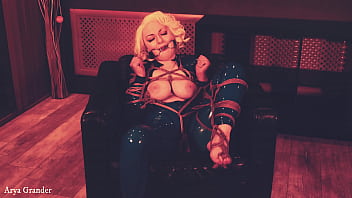 Preview 2 of Www Sexclip Net - Fisting and Bondage,  Latex Fetish,  MILF Arya Grander