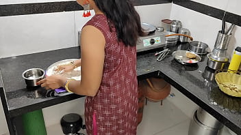 Preview 1 of Best Sexy Pron Video Hd - कोमल बोली मेरे बगल के बाल बहुत ही बढ़ गई है
