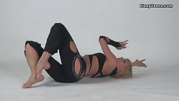 Preview 2 of Love Of Ass - Sexy milf Zinka doing naked gymnastics