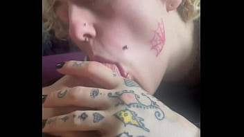 Preview 3 of Stepmom Alessa - Ac1dslut gives amazing head