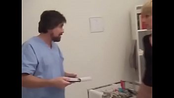 Preview 1 of 18 Year Nal - Urgences du sexe