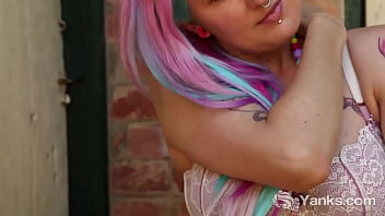 Preview 2 of Gal Ans Dog - Yanks Babe Zahra Stardusts Outdoor Orgasmic Action