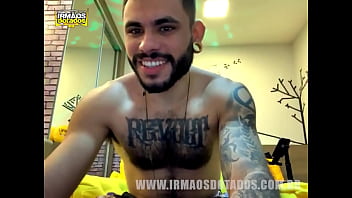 Preview 1 of Austria Baby Sandra - NOVINHO FAZENDO LIVE