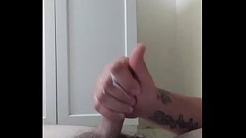 Preview 2 of Nikki Tiler - Cant get up
