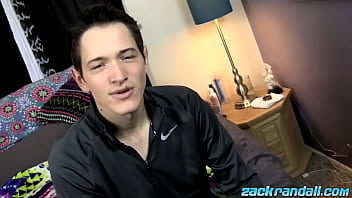 Preview 1 of Sleeping Mom And Fuckid Sun - Twink amateur Caesar Cumming jerks off and cums solo on cam
