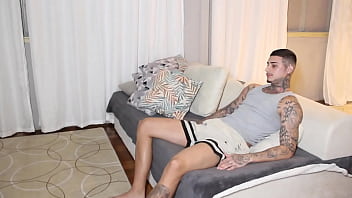 Preview 2 of First Time Anal Vk - faxineira safada ficou se exibindo enquanto limpava a casa ,  comi gostoso a bucetinha dela e gozei na boca (COMPLETO NO SHEER E RED )
