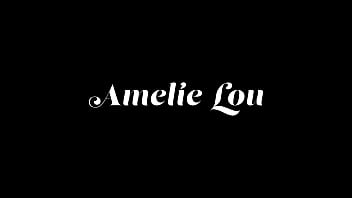 Preview 2 of Unisex 1 - Seductive Poses That Leave You Speechless With Amelie Lou - SUPERBE