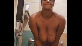 Preview 2 of Sexy Free Cam - Exercising While Getting Clean &amp_ Dressed At The Gym Preview (KYExperience)