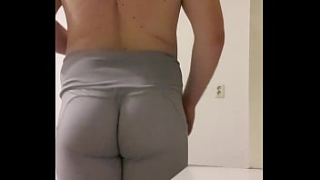 Preview 1 of Condam Sexy Video - Anal fuck dildo can &#039_t go deeper gay legging